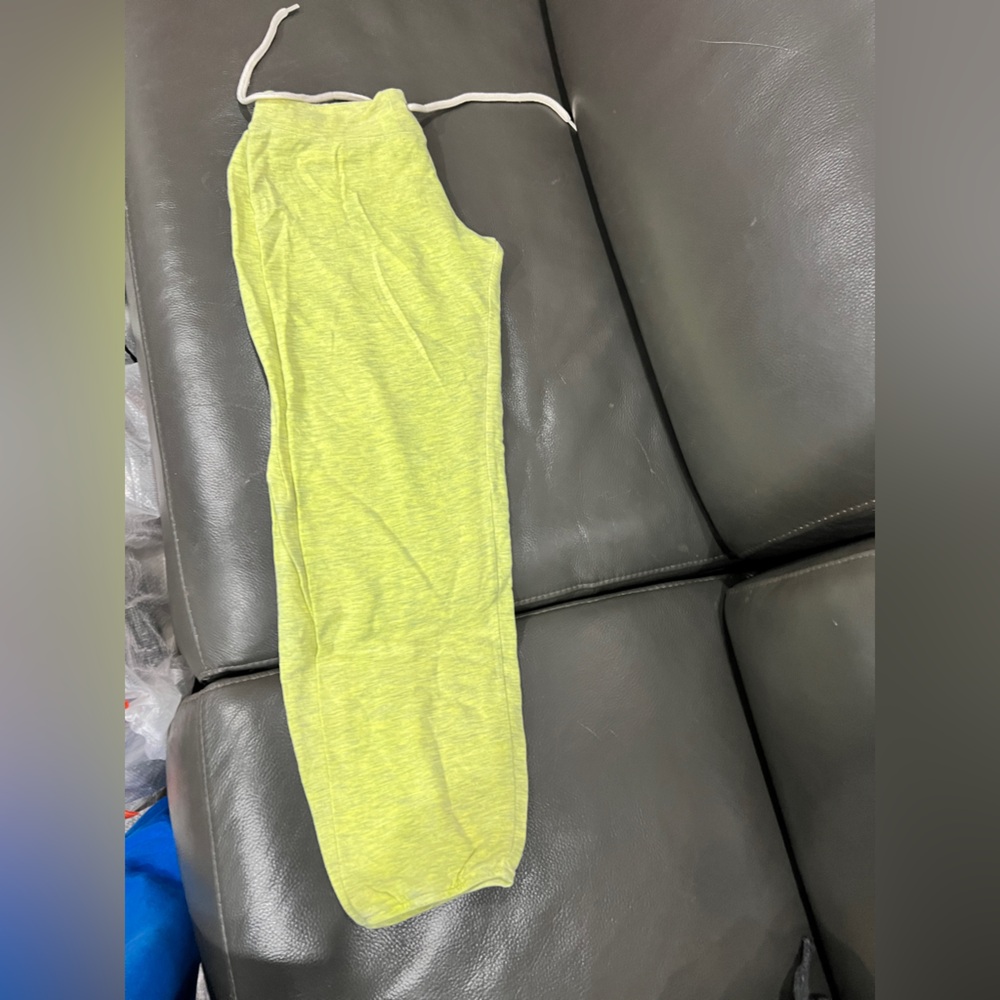 Monrow Light Green sweatpants